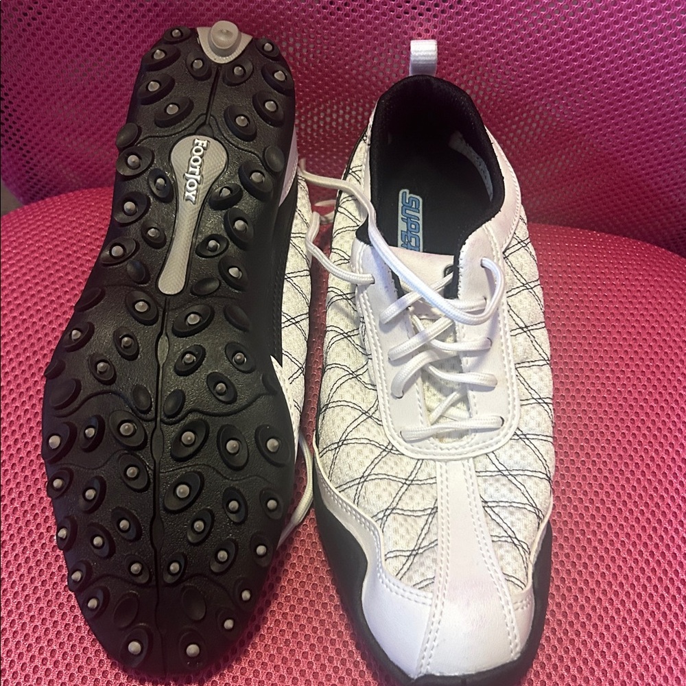 Superlites Black and White golf shoes